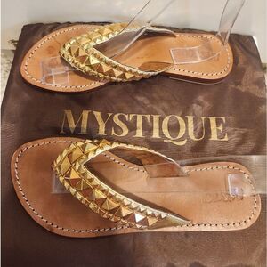 Mystique Gold Leather Rock Stud Flip Flop Thong Sandals sz.6 Ret.$265 w/Dustbag